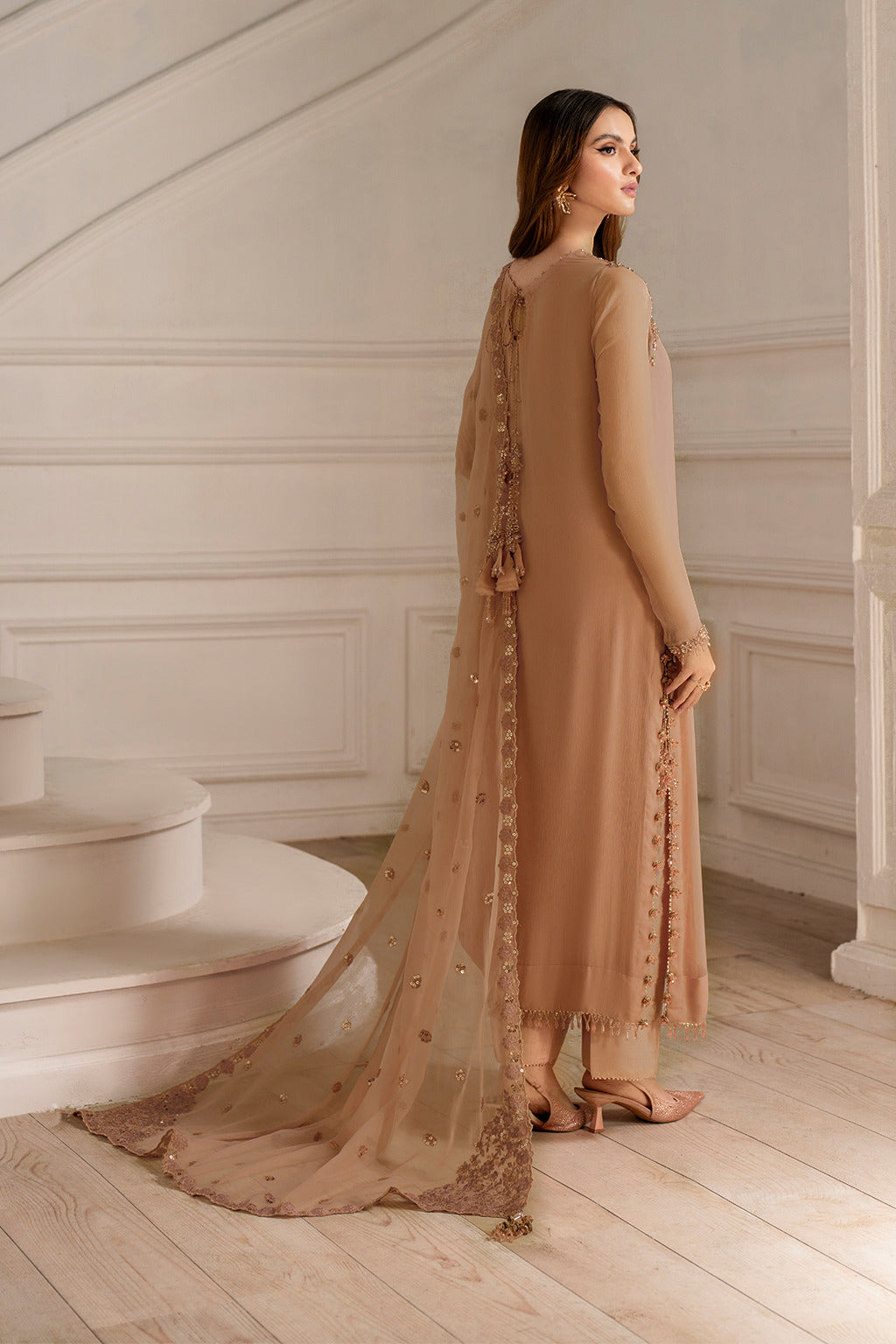 IZNIK – Luxury Chiffon Festive Collection 2025