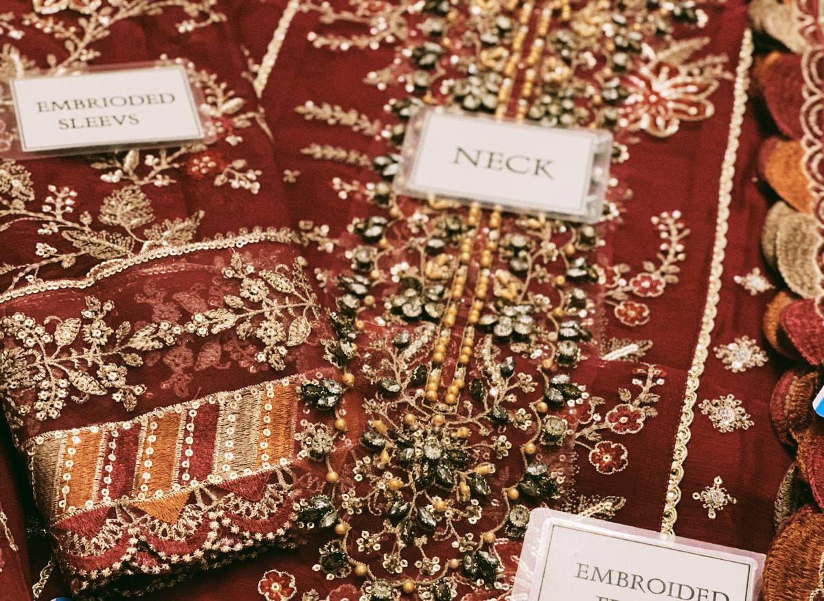 Maria.B 3-Piece Unstitched Suit (MAROON)