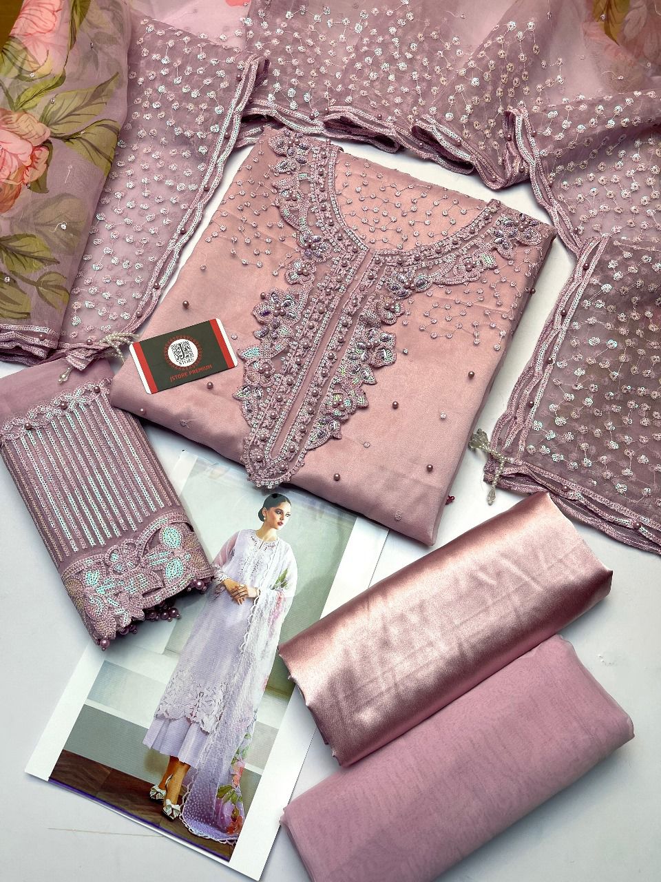 Baroque Organza 3-Piece Suit (Light Purple)